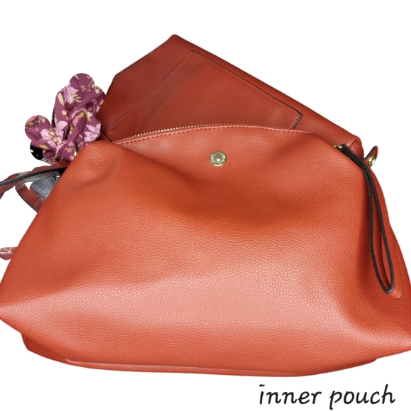 Steve Madden B Parker Crossbody Handbag - Picture 13 of 13